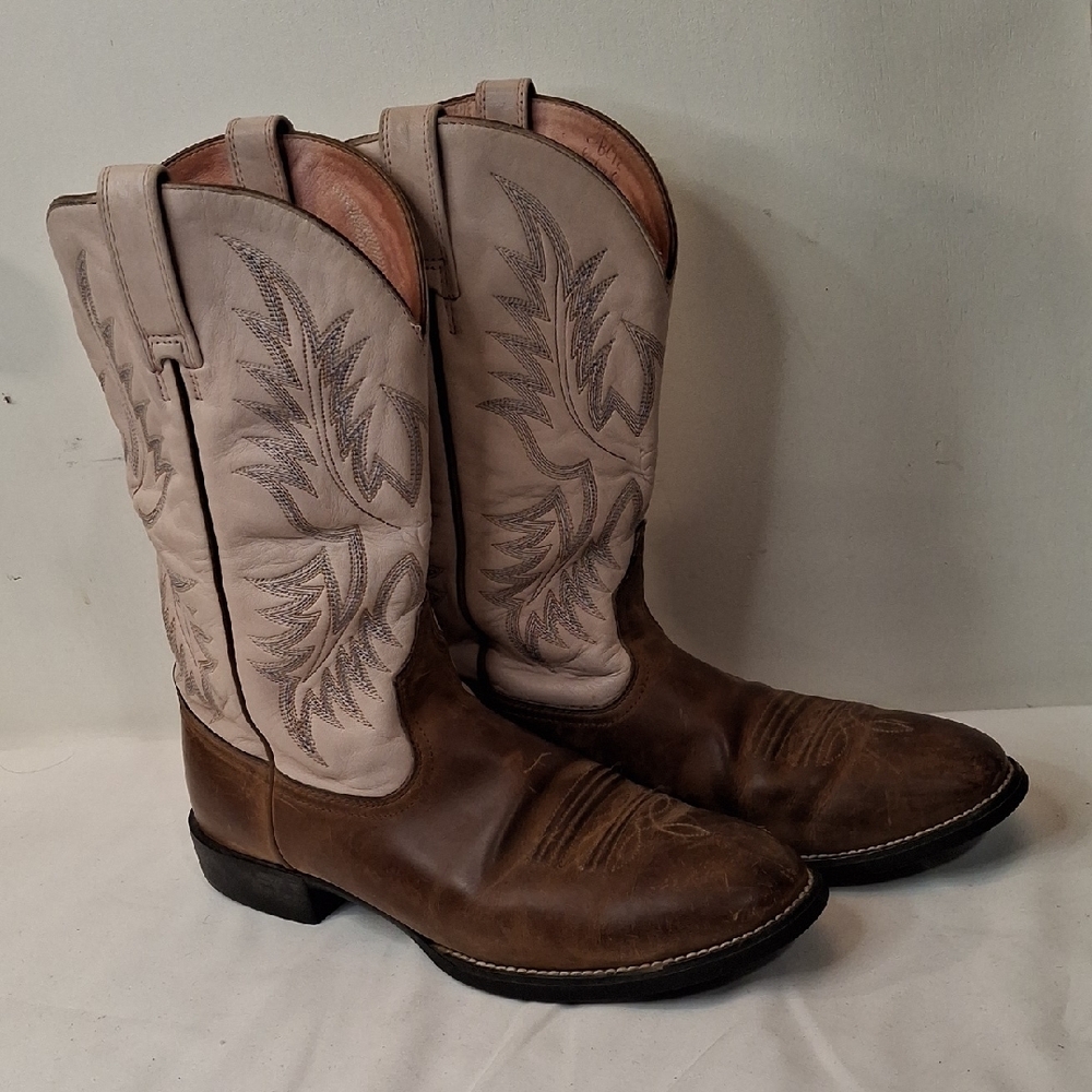 Ariat Brown and Light Pink Heeled Wos. Boots. Classic Look For Any Occasion. - Picture 5 of 12